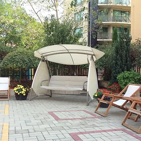 Alex Deluxe Apartman *